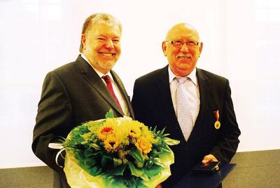 Friedel Hinderberger mit Verdienstmedaille ausgezeichnet